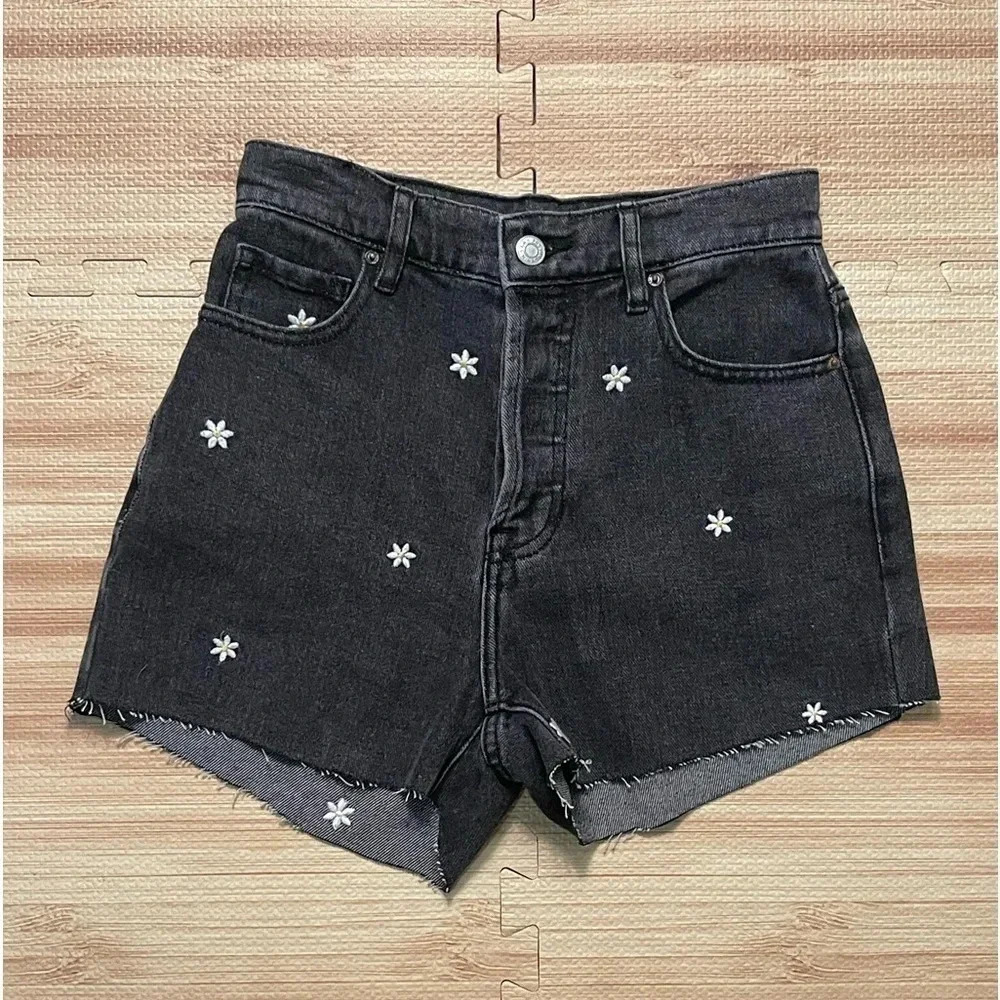 PacSun Daisy Embroidered Cut Off High Rise Shorts Women's Size 23